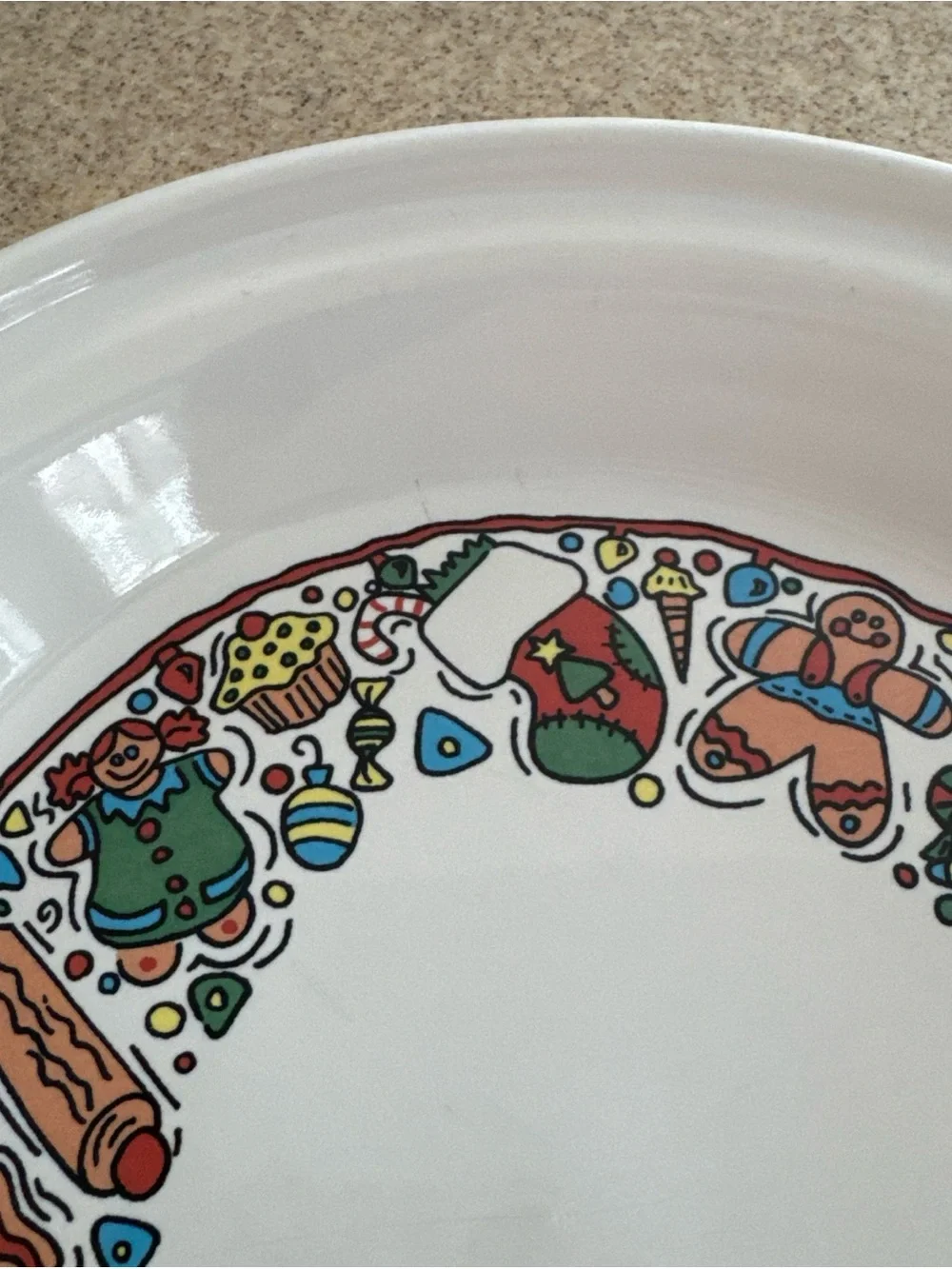 Fiesta Gingerbread Holiday Betty Crocker Deep Dish Pie Baker